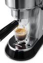 EC680M-detail-espresso-cup~0.jpg